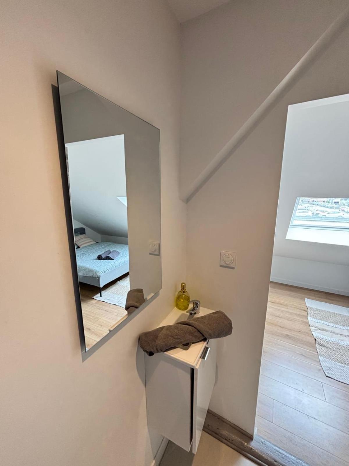 Soh Rent 2 Tv- Wifi Proche Gare Сasa de vacaciones